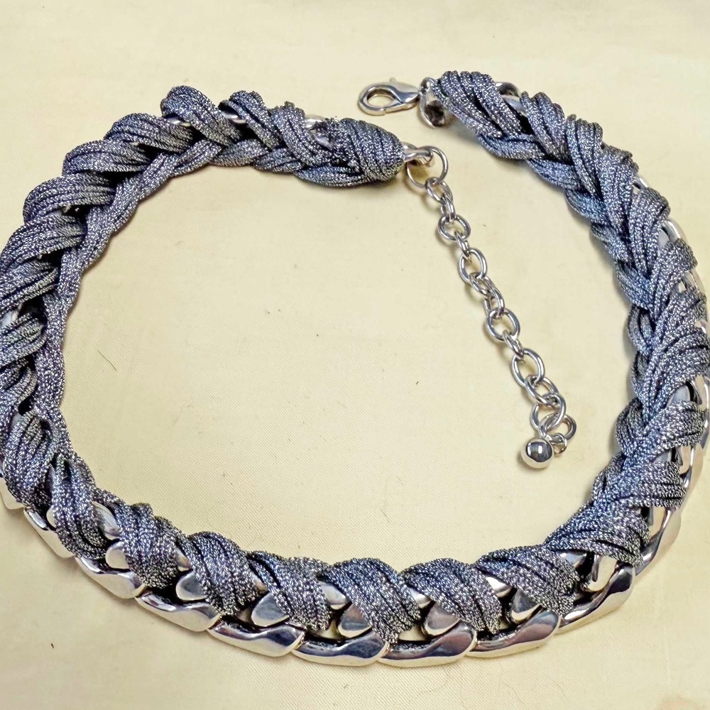 JOAN RIVERS SILVER PLATED CHAIN & SPARKLY SILVER MESH, 17 ½ INCHES LONG, 3 ½ IN.